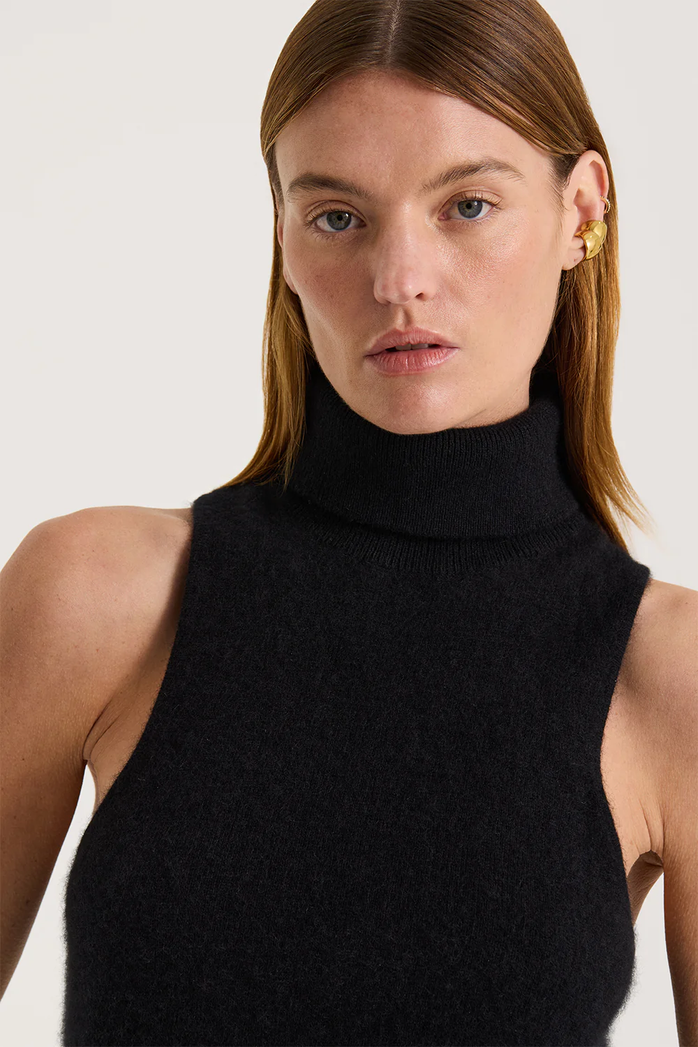 Koa Turtleneck Vest - Image 5