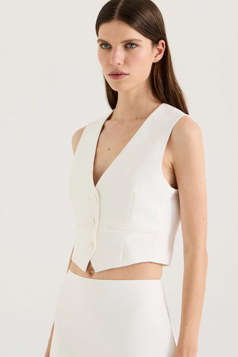 Ari Vest - Image 2